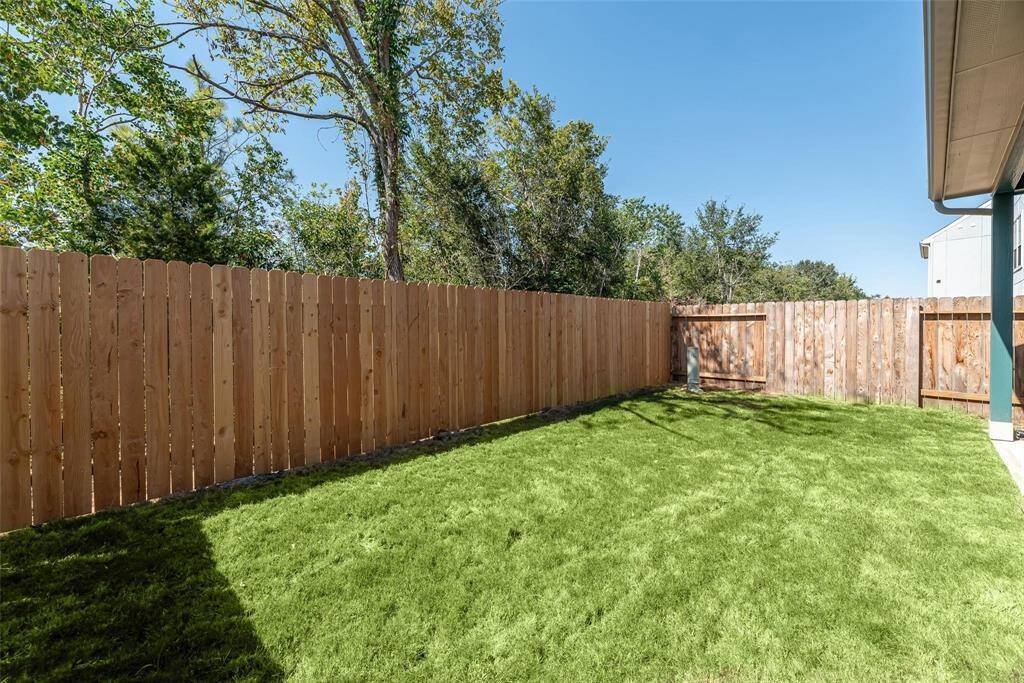 How about another "win" in this home?!? No backyard neighbors!