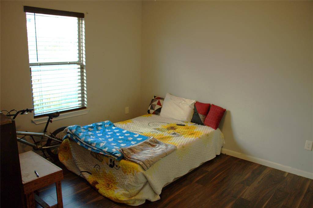 Bedroom 2, Unit B