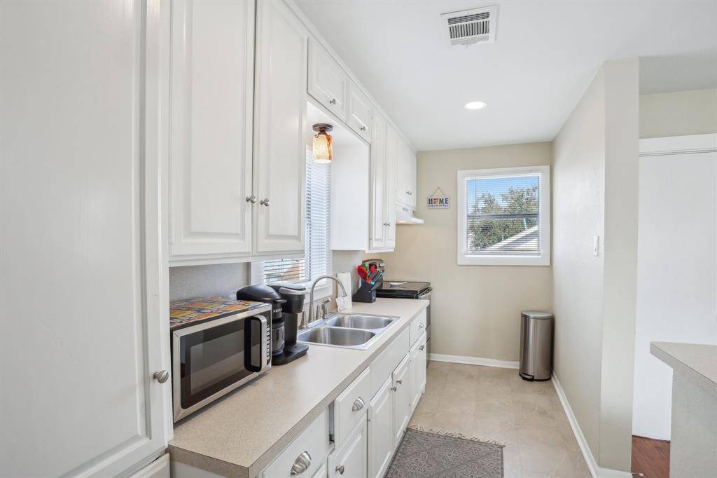 Garage Apartment Kitchen