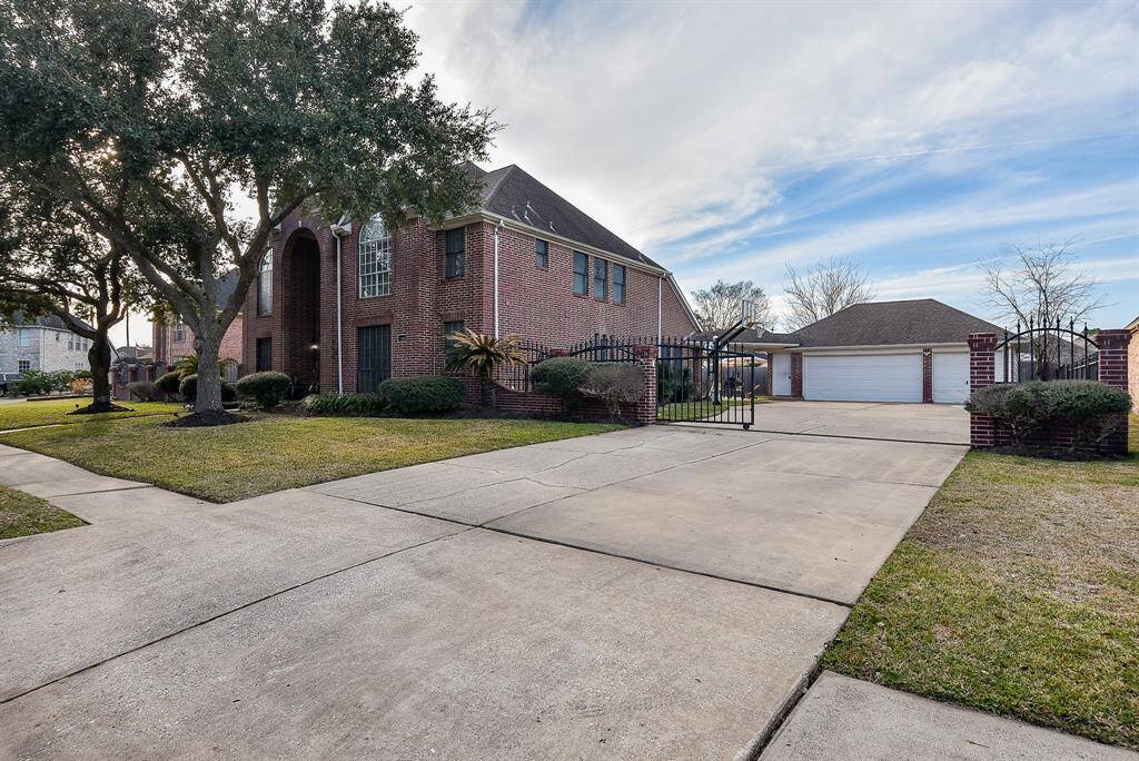 Double Gated Driveway