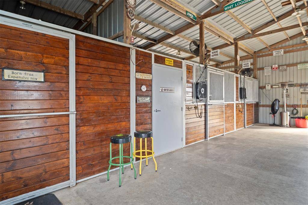 these beautiful wood walls give the barn a very clean and high end, rustic look!