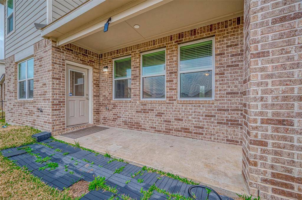 Another view of back porch