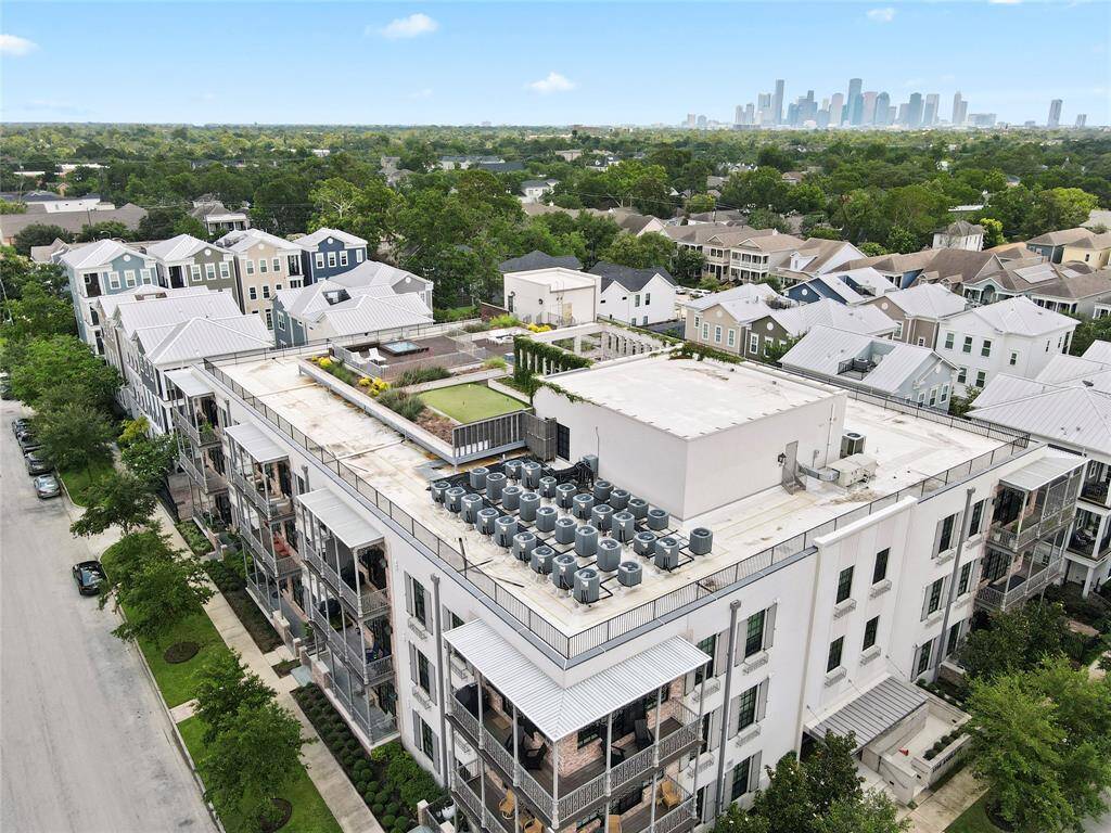 Located in the heart of the Heights, this New Orleans-inspired property is just a short distance from the Heights Bike and Hike Trail and the Nicholson Trail. Both connect to numerous walking paths, offering ample opportunities to stay active and explore the area.