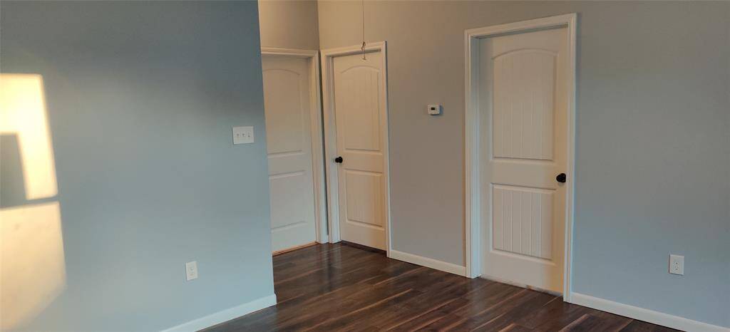 Hallway to rooms