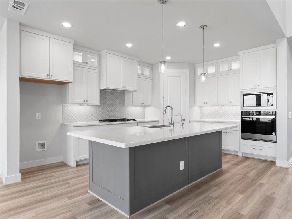 Seating Space at the Kitchen Island