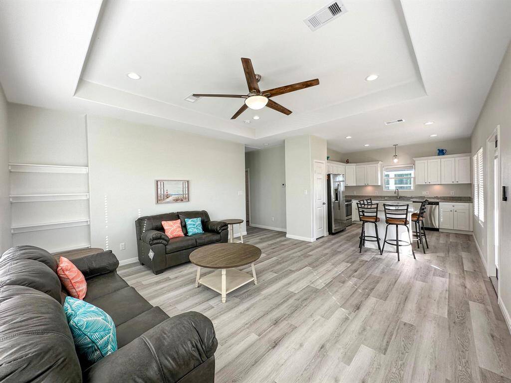 Similar house built by same builder not the existing model