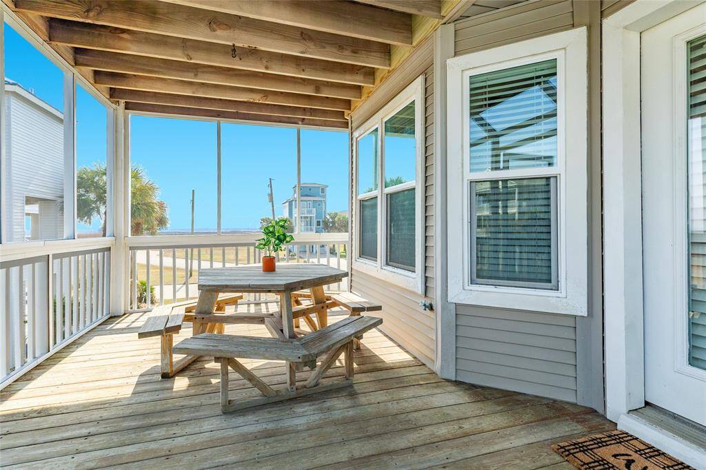 One of 2 screened-in porches