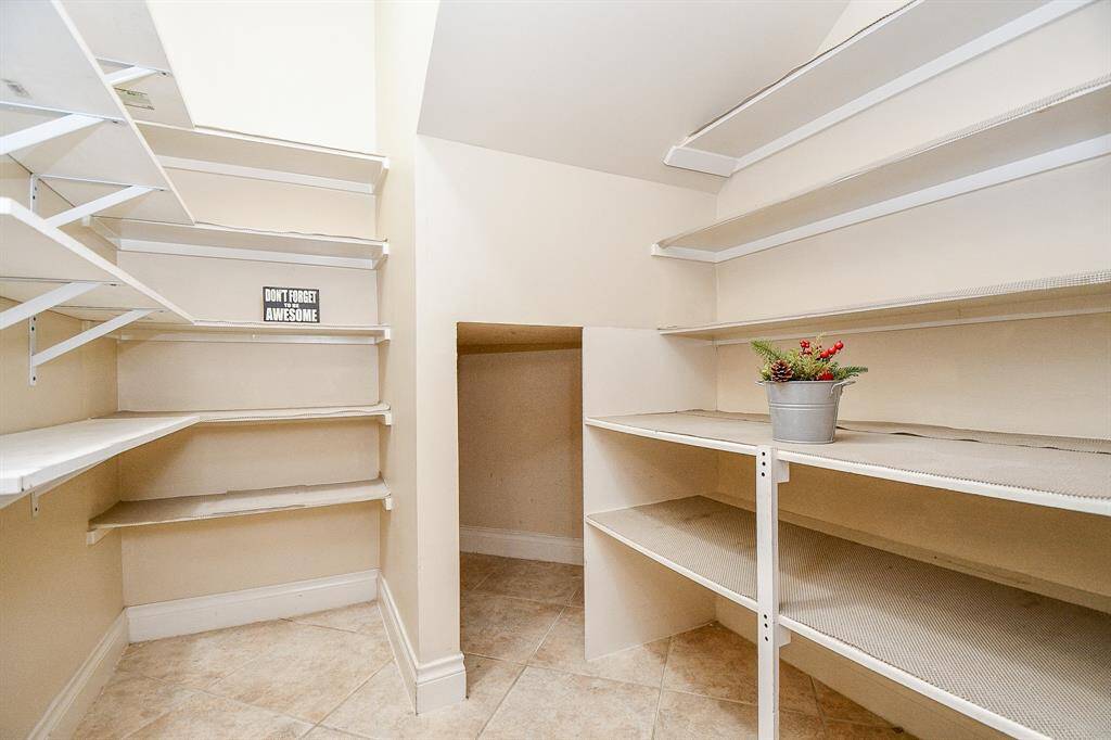 Plenty of room in the spacious pantry!