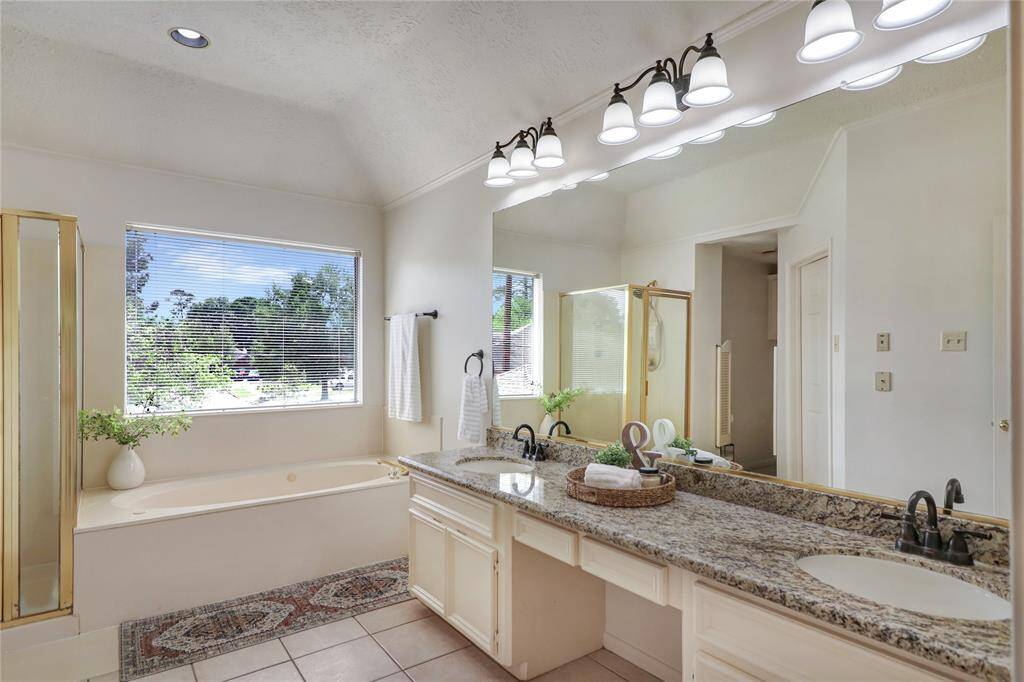 Perfect soaking tub after a long day.