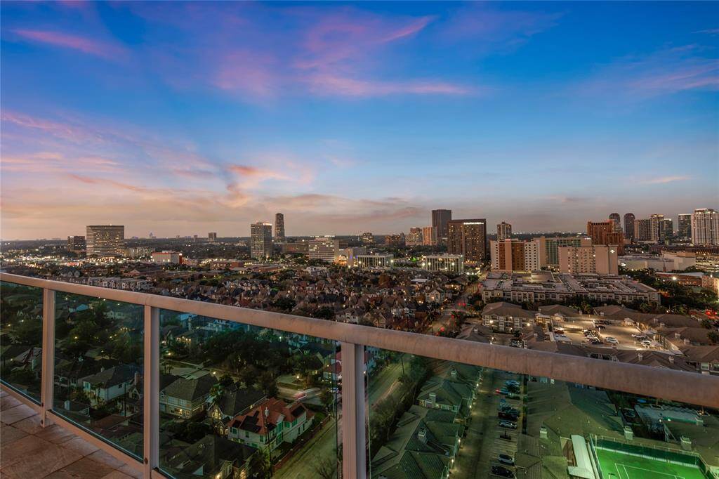 What another view from the balcony of the Houston skyline!