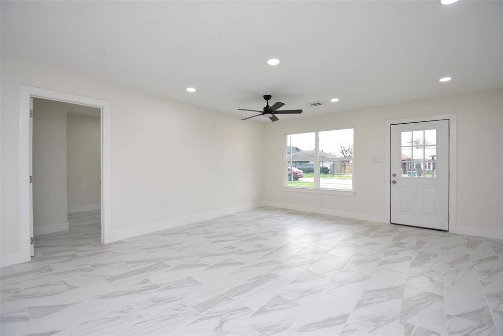 New interior paint throughout!