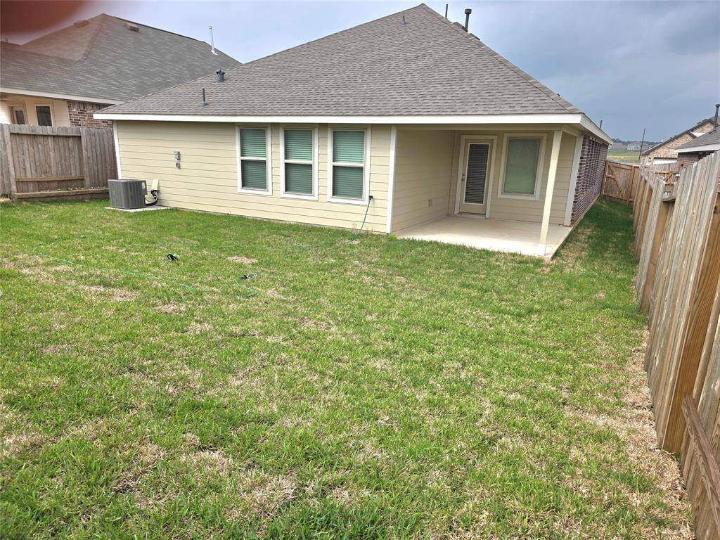 Spacious yard