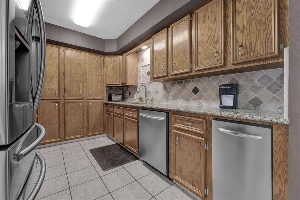Recently updated kitchen with trash compactor and new stainless appliances