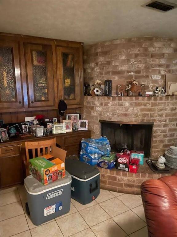 FIREPLACE AREA