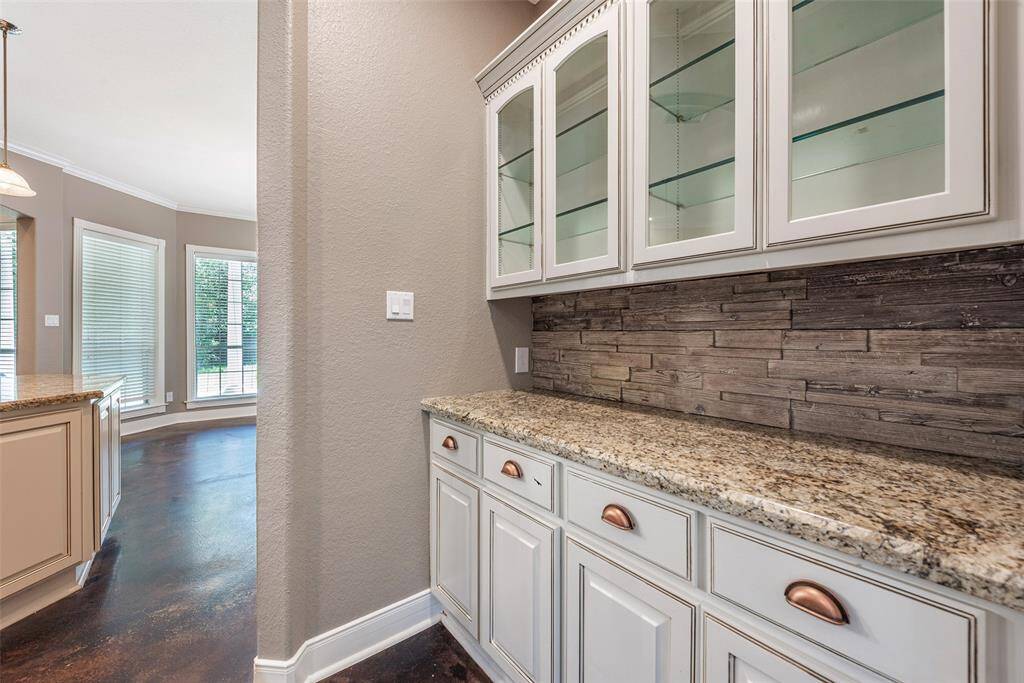 Butler Pantry