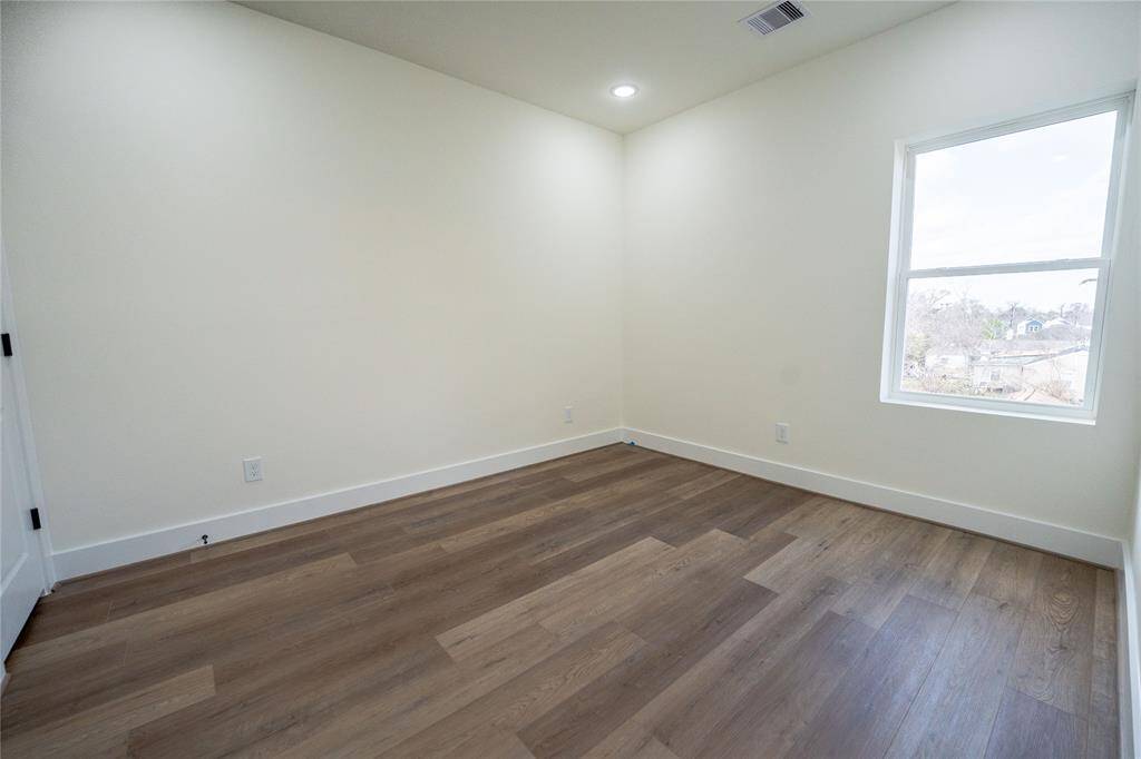 Upstairs bedroom