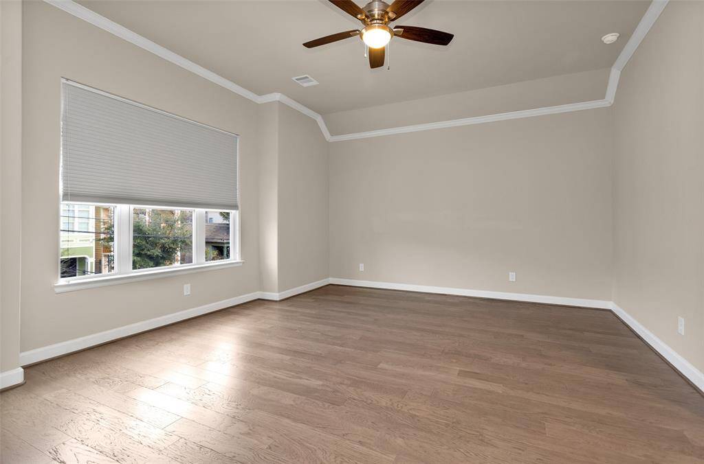 This primary suite will swallow up your king sized bedframe and leave plenty of room to spare.