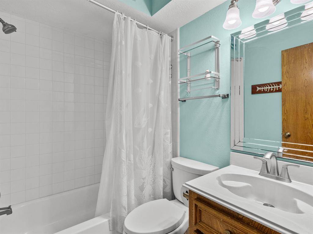Secondary bathroom