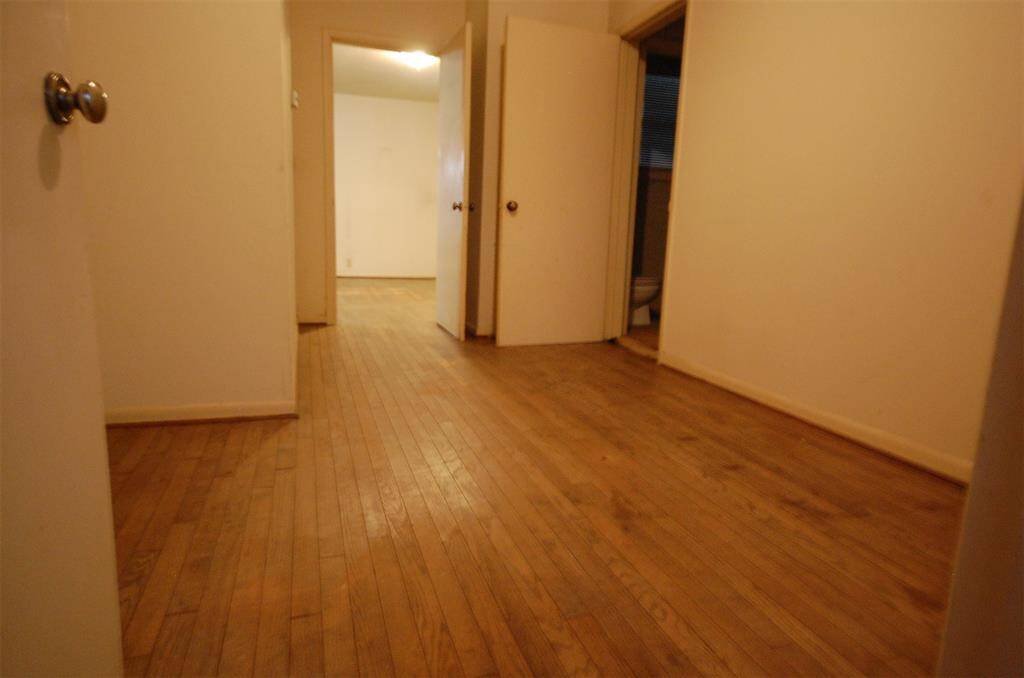 Flex space with lots of design possibilities.