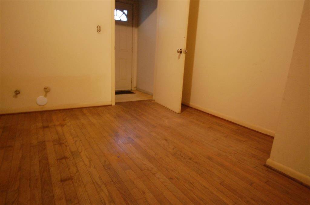 Flex space looking toward the current utility room.