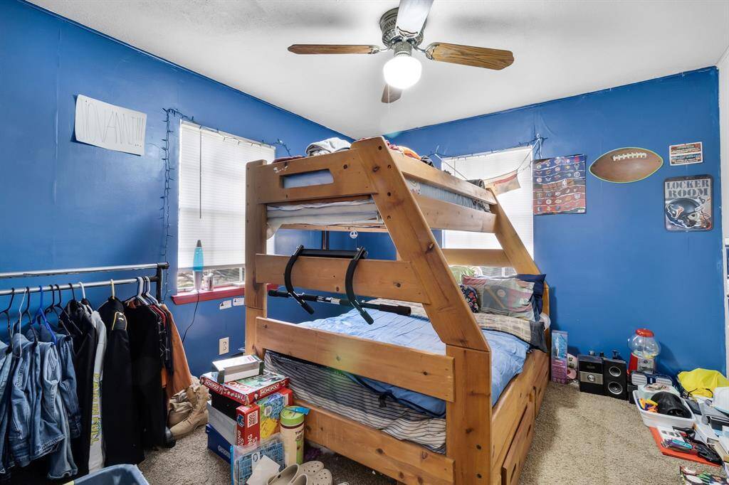 Bright and functional, great for an additional bedroom, playroom, or creative space.