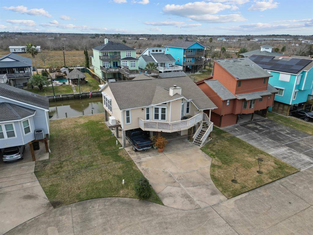 3 bedroom, 2 bath home with 3rd full bath on ground level.