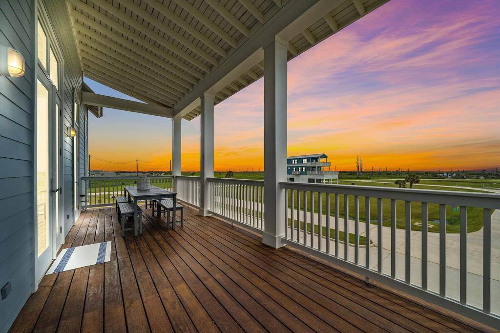 The front porch offers stunning sunset views!