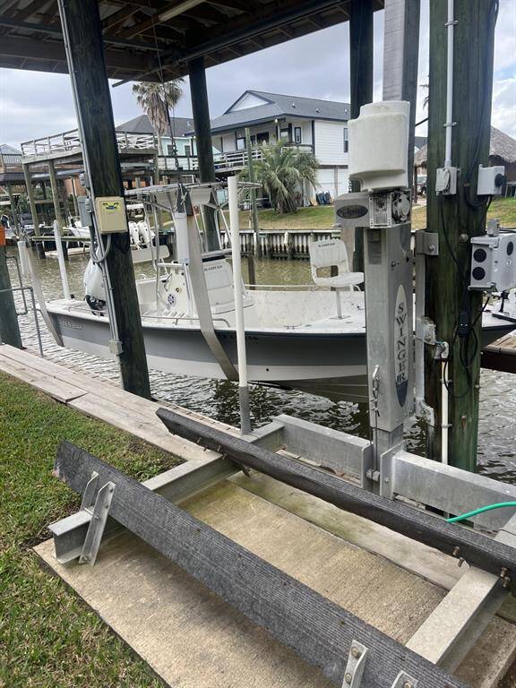 Jet Ski Lift - Boat LiftBoat For Sale