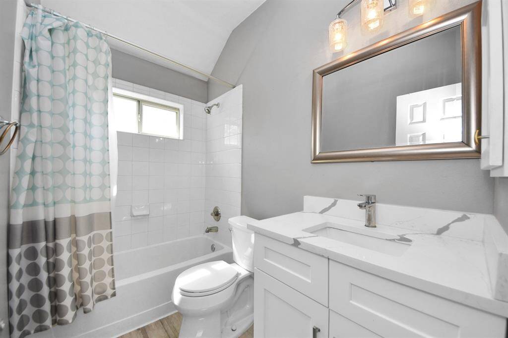 Secondary bathroom