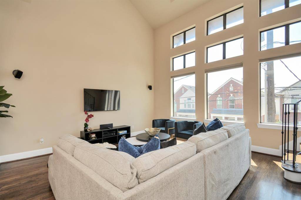 Cozy living area surround sound ready. All you need to do is connect your receiver. 4 Speakers included.