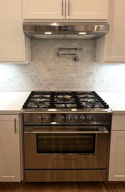 36 Inch Gas Convection Range - Pot Filler - Vented to the Outside