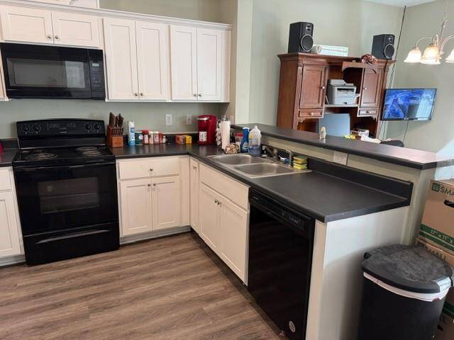 Kitchen looking into Dining/Office space.