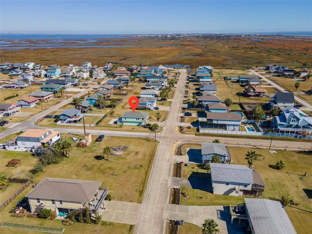 You Can Access Bay Or The Beaches On The Gulf From This Community