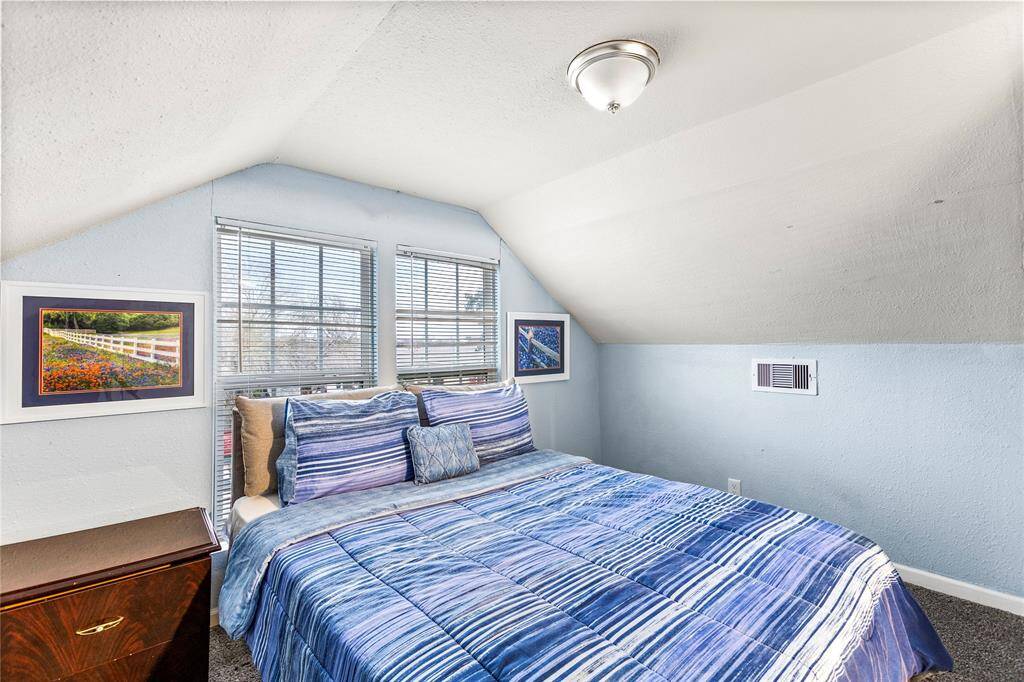 Upstairs bedroom #1
