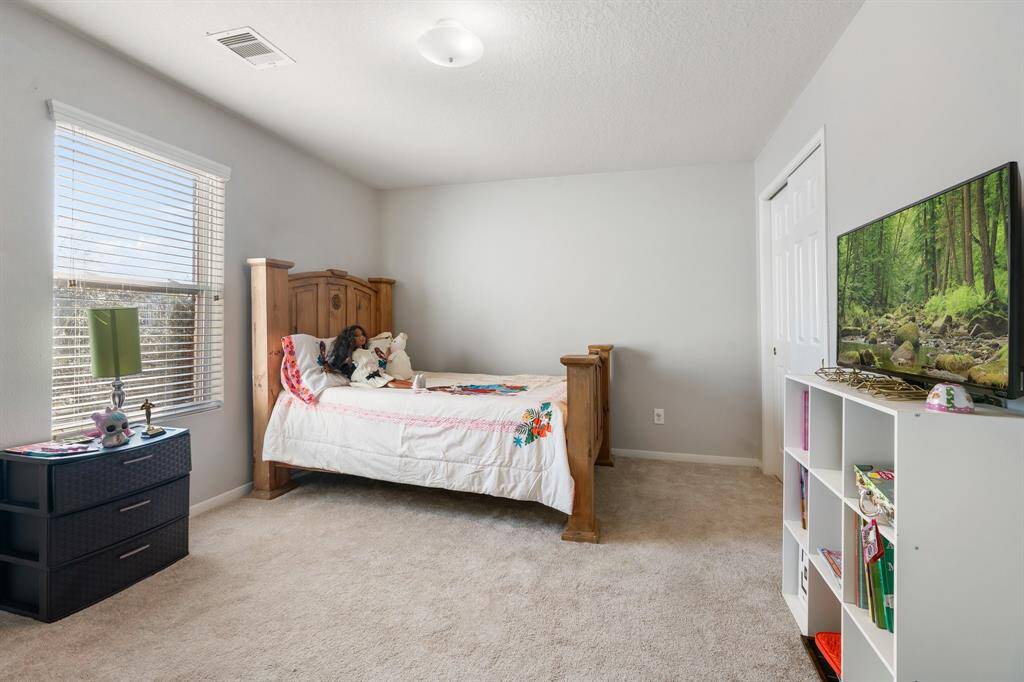 Secondary Bedroom upstairs.