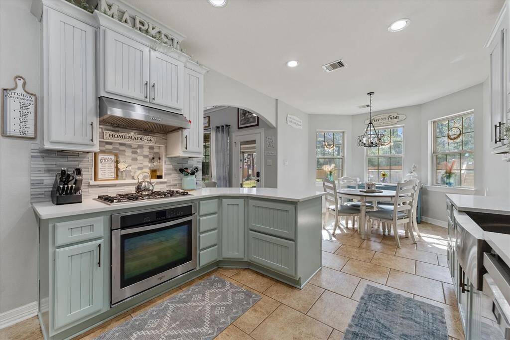 Gas stove