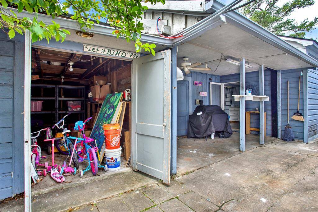 Need garage and storage space? There's plenty.