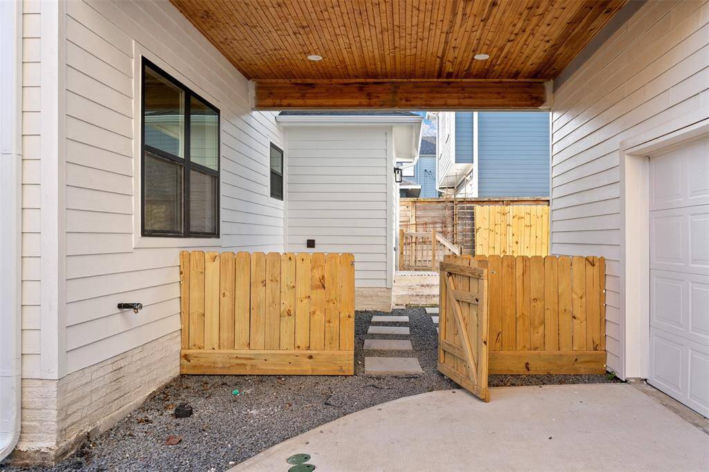Enjoy ultimate privacy in this fully fenced yard, complete with a beautifully paved patio—perfect for outdoor entertaining and relaxation.