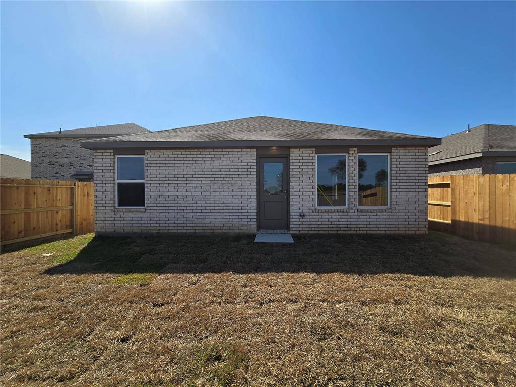 *Not actual home, pictures representative of same floor plan*