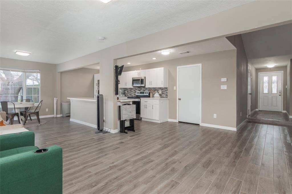 Looking toward the kitchen
