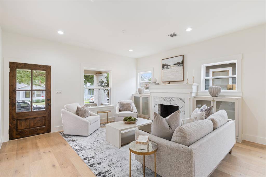 Stunning engineered Hardwoods throughout.