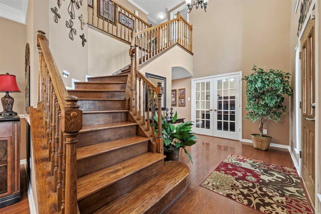 Elegant Foyer