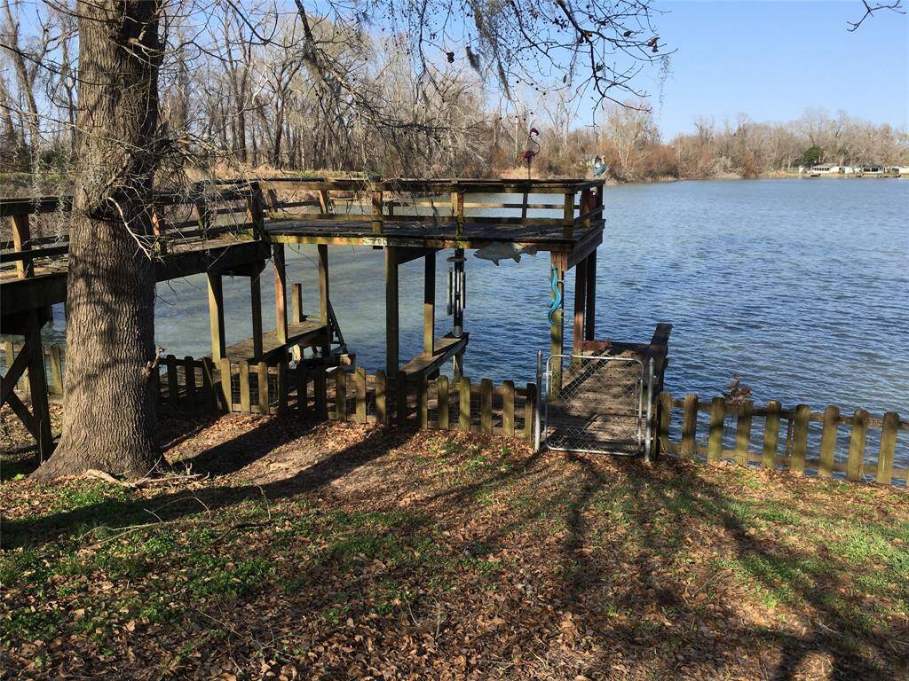 Double boat slips