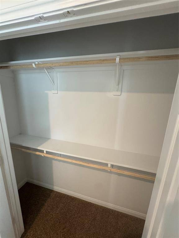 Middle Bedroom Closet