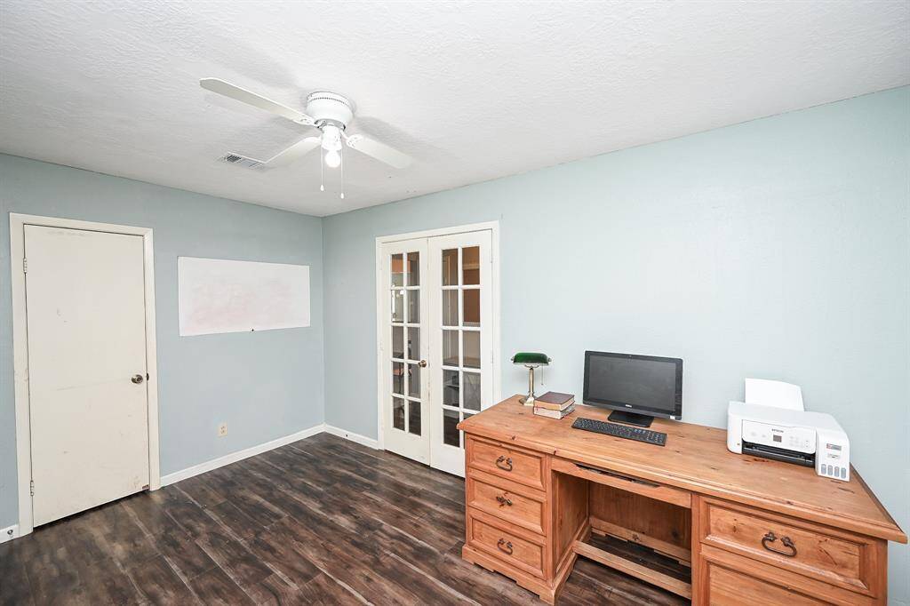 Home Office (Flex Room) could be a 4th Bedroom, Dining Area, Play Room, Game Room, etc. It has a Large Walk-In Closet and a Door to the Back Hallway where the Full Bath and other Bedroom are located.