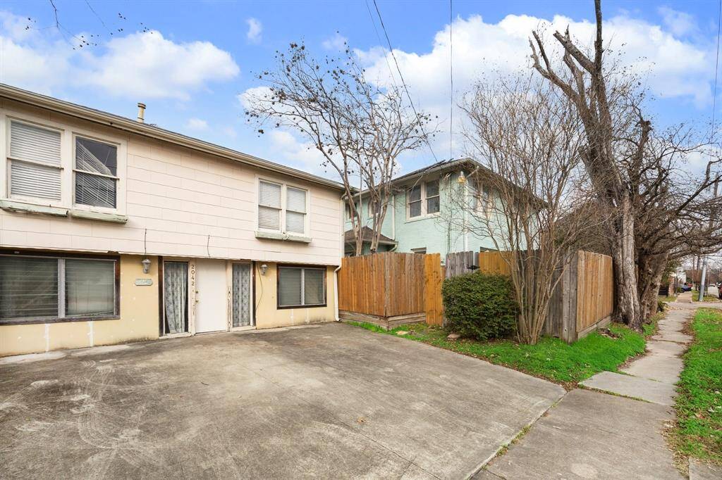Additional building in the back of the property.  There is a big open space on the ground floor of the back building, the second floor of the back building has two bedrooms, living room, full bathroom and a kitchen.