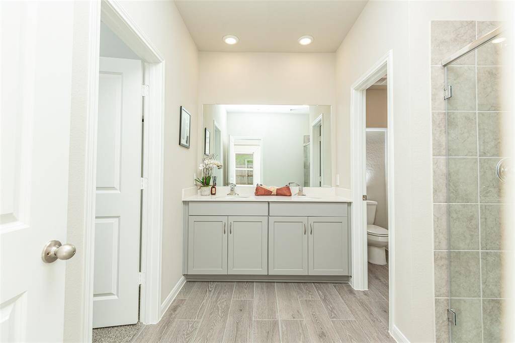 Not actual representation of home. Please verify features with sales rep.