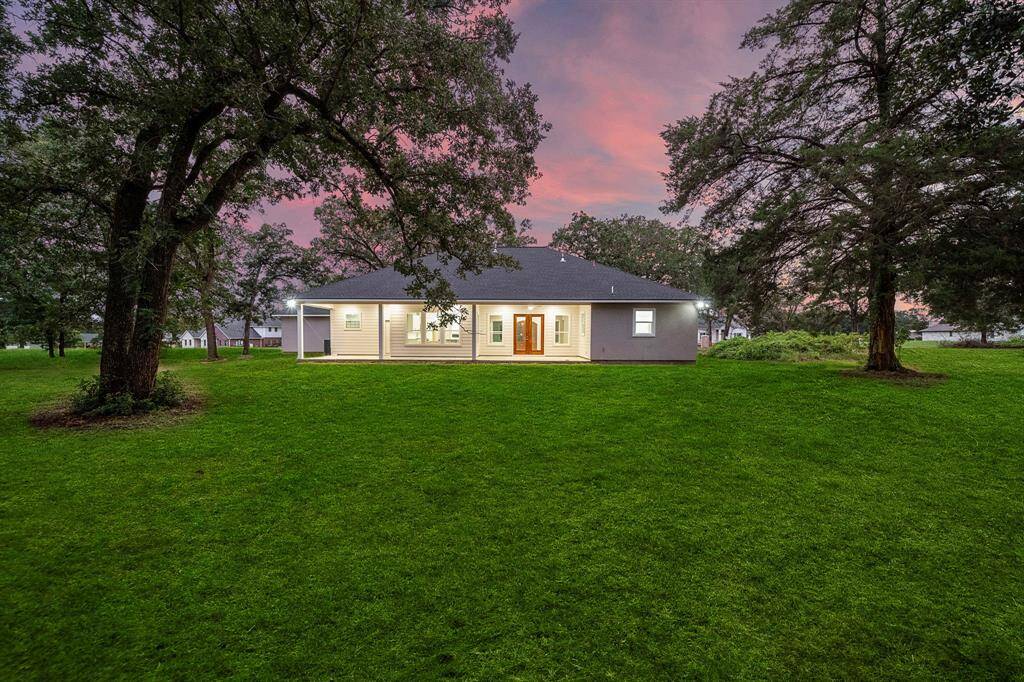 Enjoy the spacious backyard, perfect for family gatherings, outdoor activities, or future pool installation.