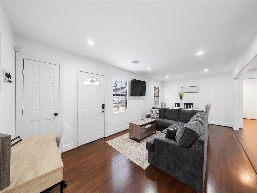 View of entryway into living room.