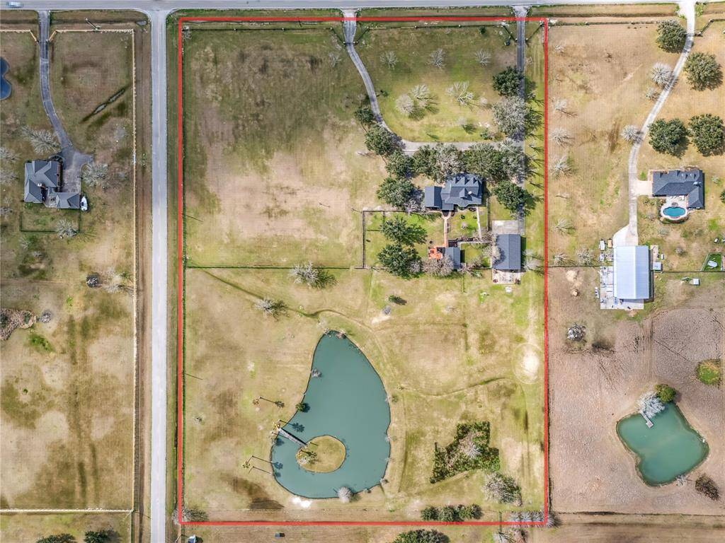 This property is quiet and private with easy access to a main road.
